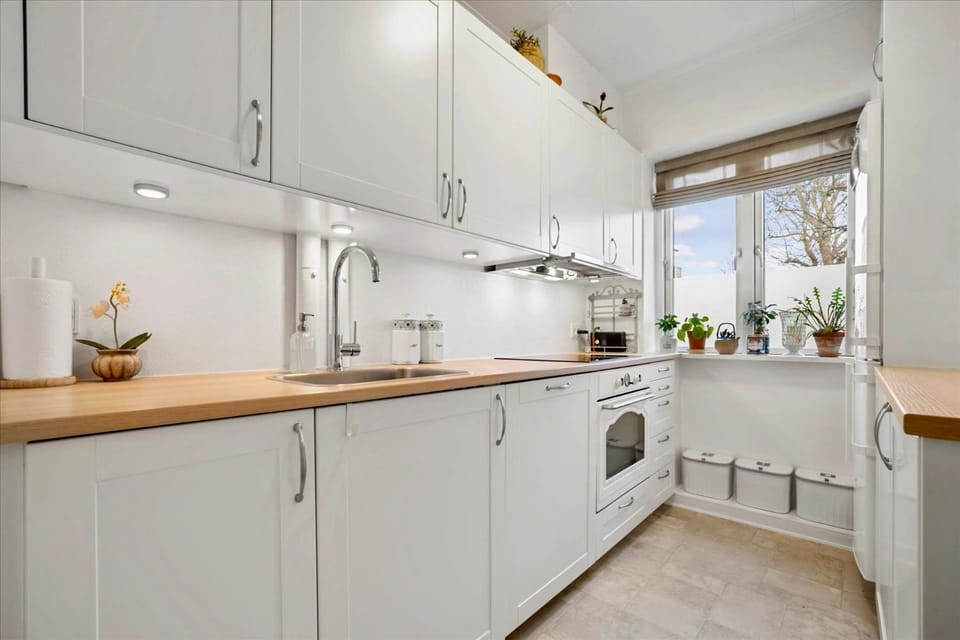 Peaceful private room near S-train Vacation rental in Copenhagen