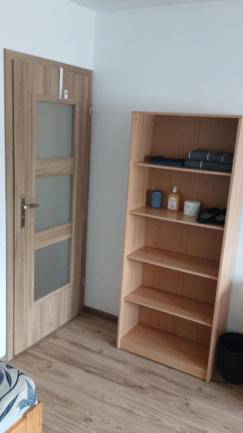 JAKOŚĆ-NISKA CENA-CISZA i SPOKÓJ-PRYWATNY NA KLUCZ-5 km do PLAŻY-CENTRUM 300m SKM-PIWNICA NA ROWER Vacation rental in Pomeranian Voivodeship