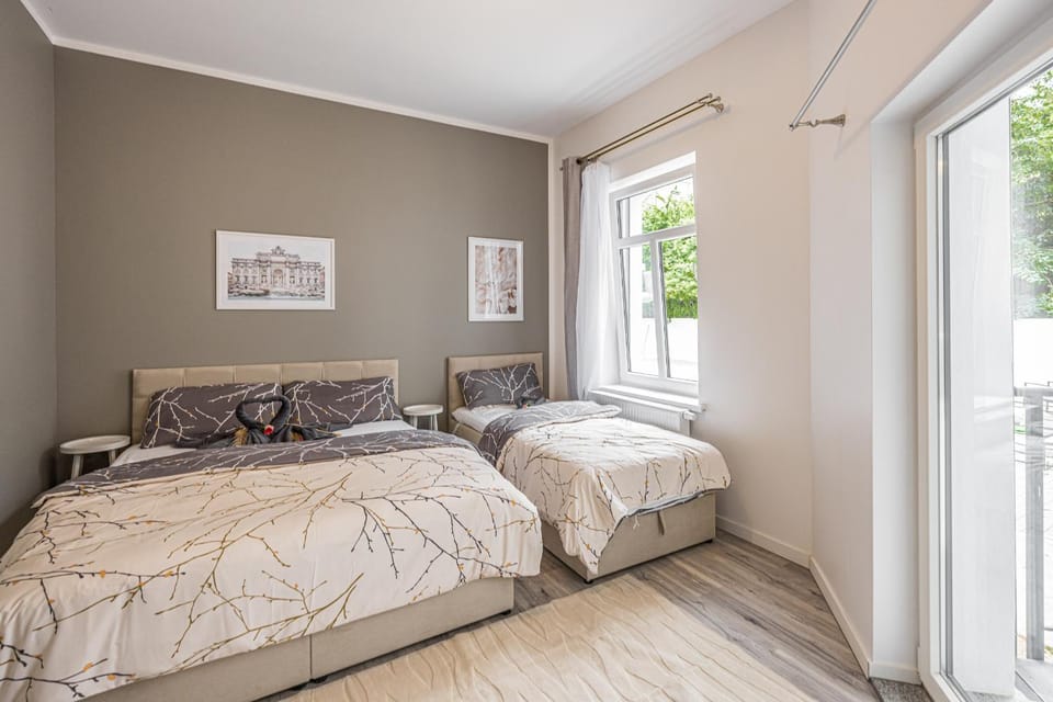B2 ruhiges 2-Zimmer-Studio mit Balkon Apartment in Halle Saale