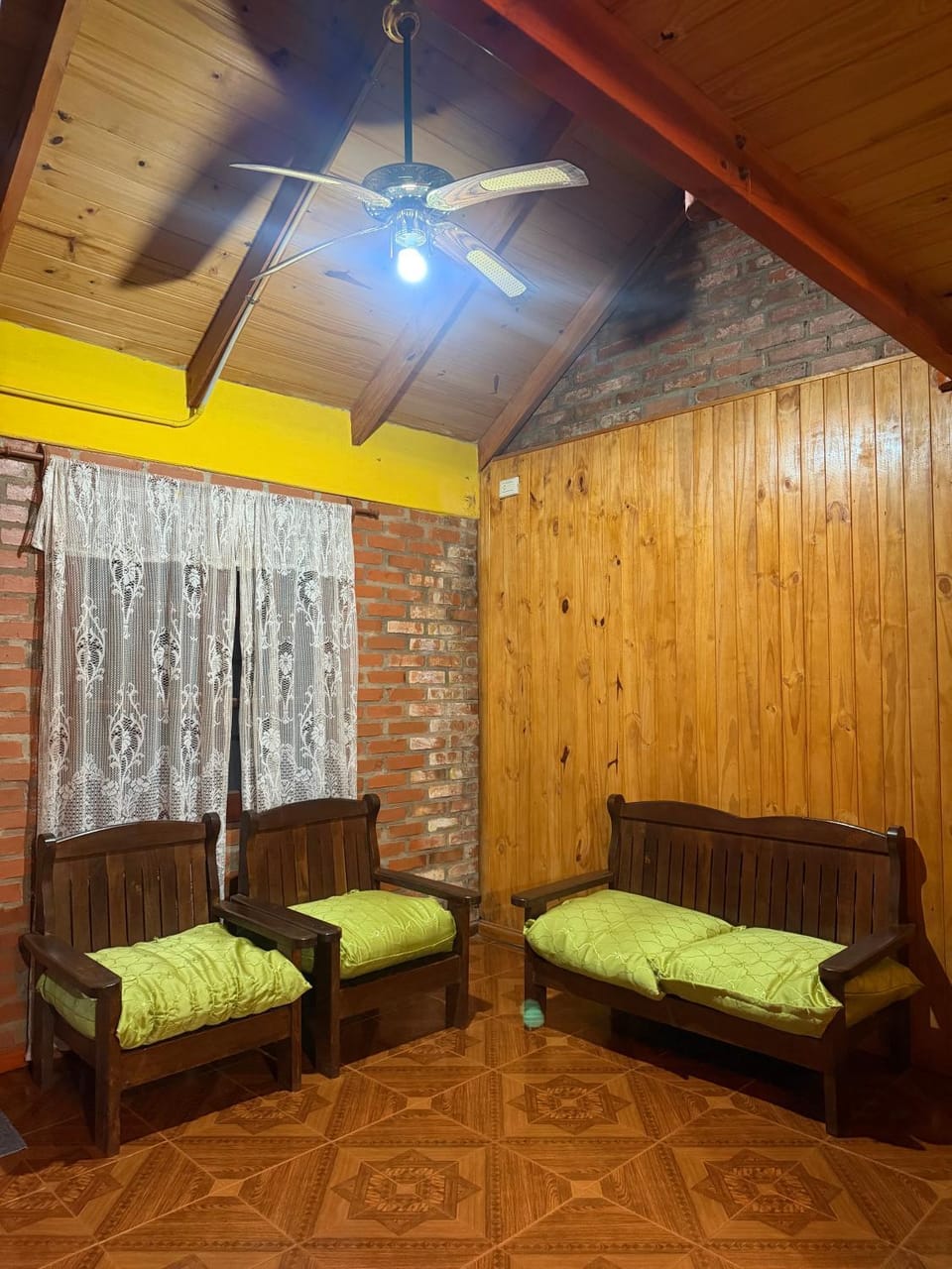 Cabaña en la Naturaleza, próximo a las Cataratas - Oré Lodge House in Puerto Iguazú