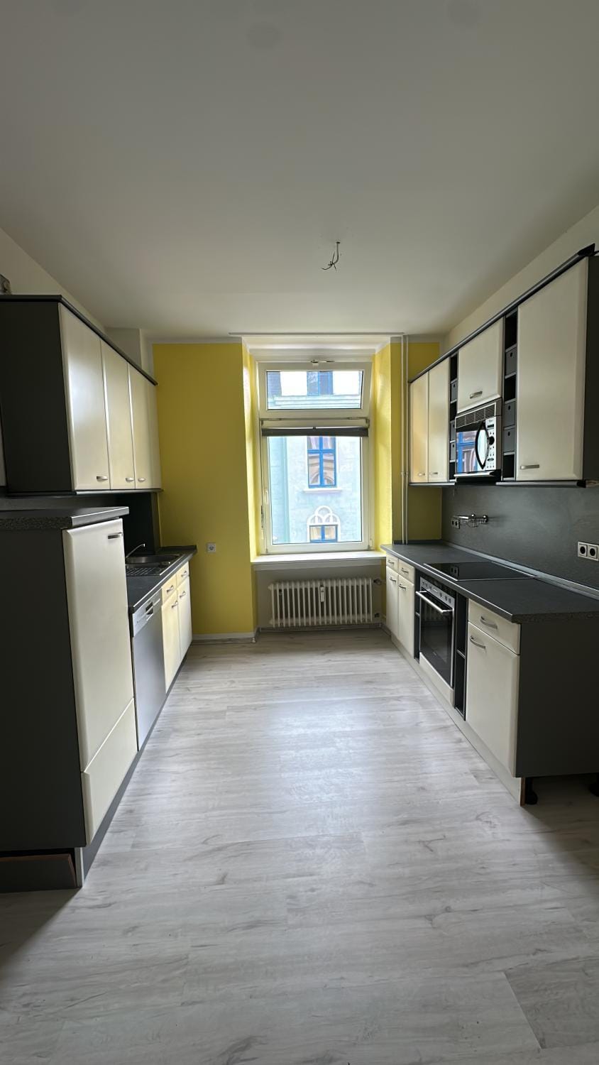 Langzeit ab 6M - TOP Betten, Neu, TV, WLAN, WASCH Apartment in Wuppertal