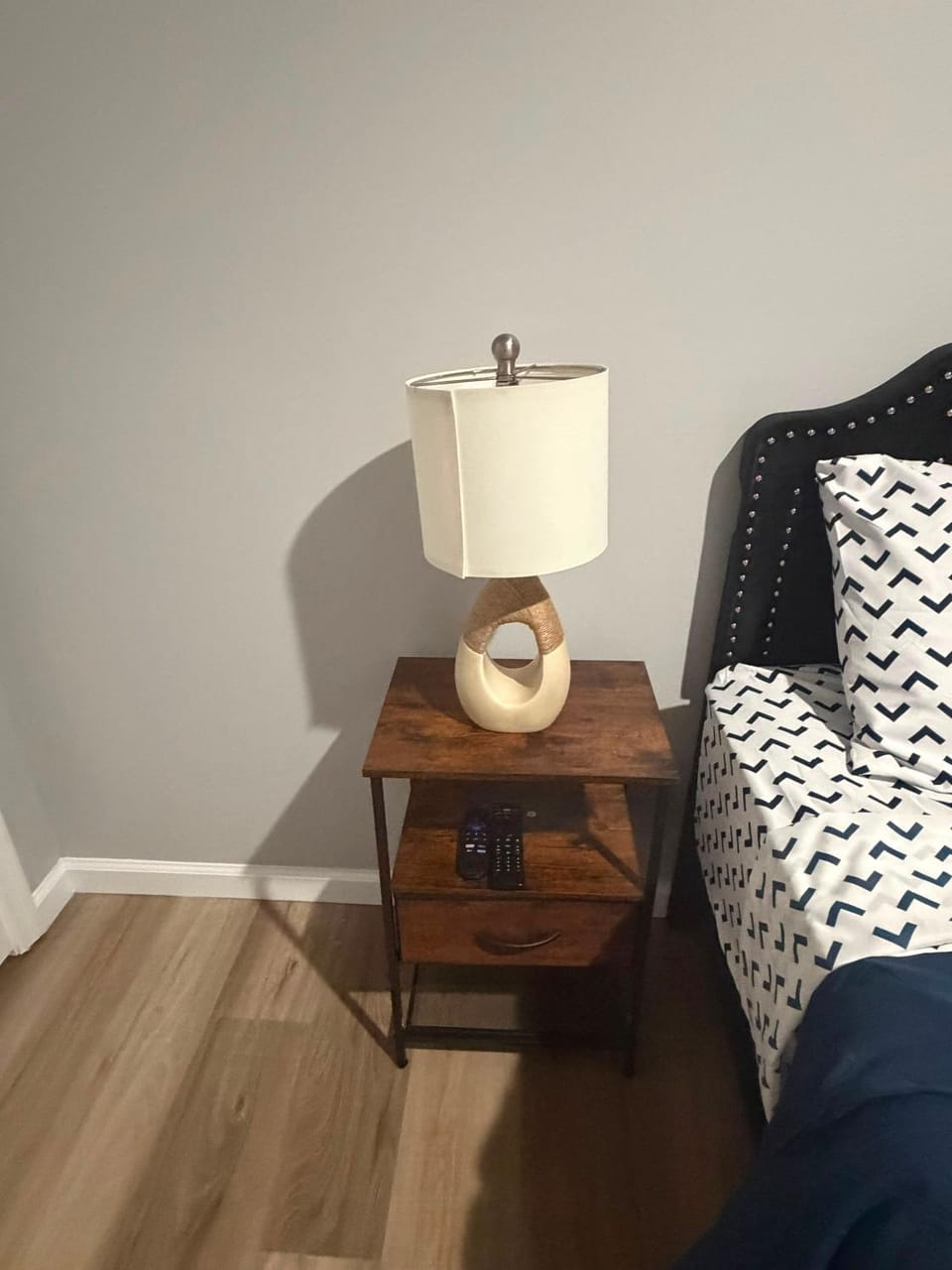 Evergreen Quiet Nest Relax and Recharge Private Room Shared Bath Bed and Breakfast in Newark