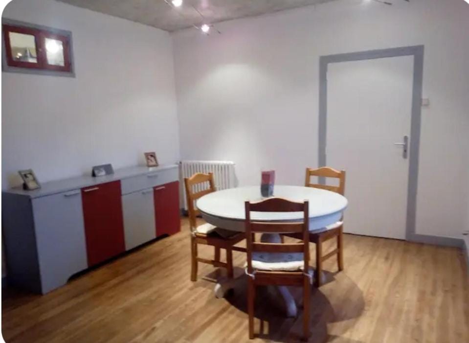 Chambre spacieuse dans maison Vacation rental in Occitanie