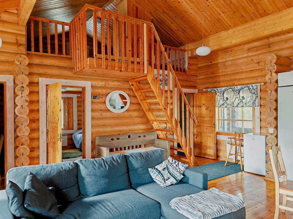 Living room, Bedroom, furniture