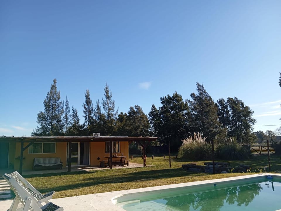 Quinta La llama violeta House in Buenos Aires Province