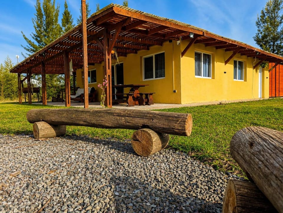 Quinta La llama violeta House in Buenos Aires Province