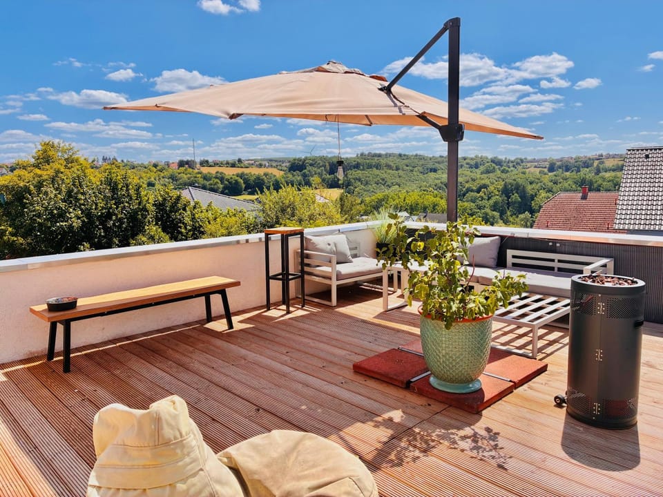 Mediterrane Ferienwohnung mit Whirlpool und Weitblick Apartment in Saarland, 66, Germany