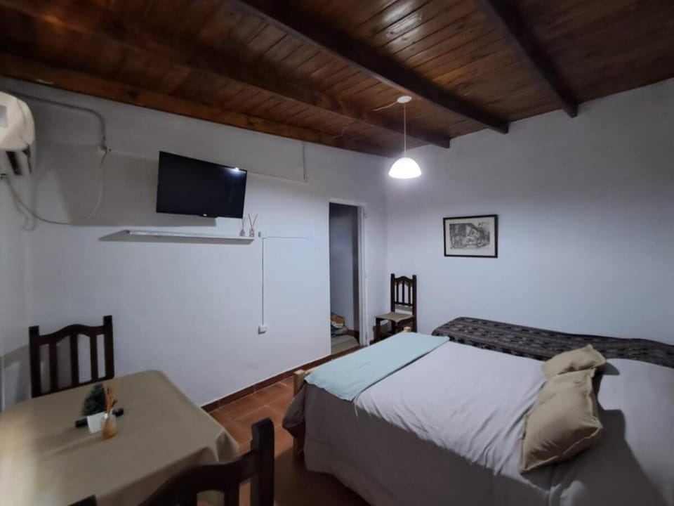It is rented only by the day and by the week x month NO Apartment in Ezeiza