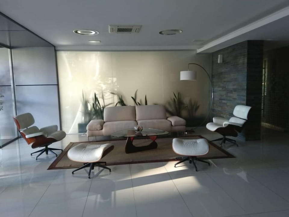 Apartamento Av Roosevelt, parada 4, playa brava Apartment in Punta del Este