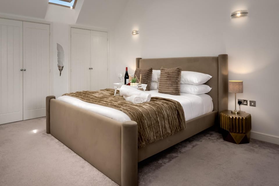 Bed, Bedroom, wardrobe