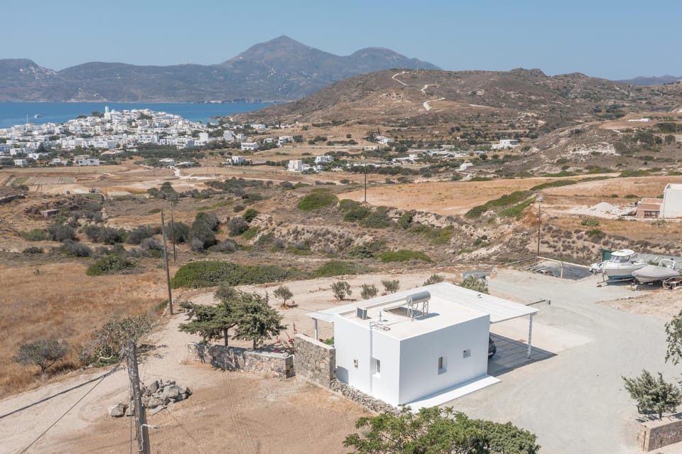 JFK Home Apartment in Milos
