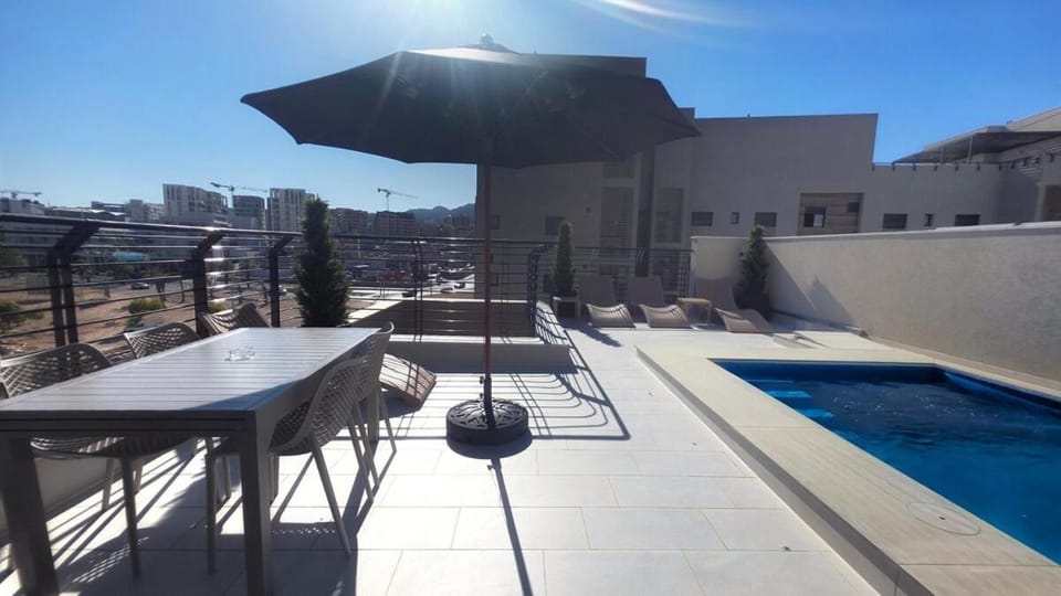 פנטהאוז קדמה עם בריכת שחייה פרטית - By SEAELO Apartment in Eilat