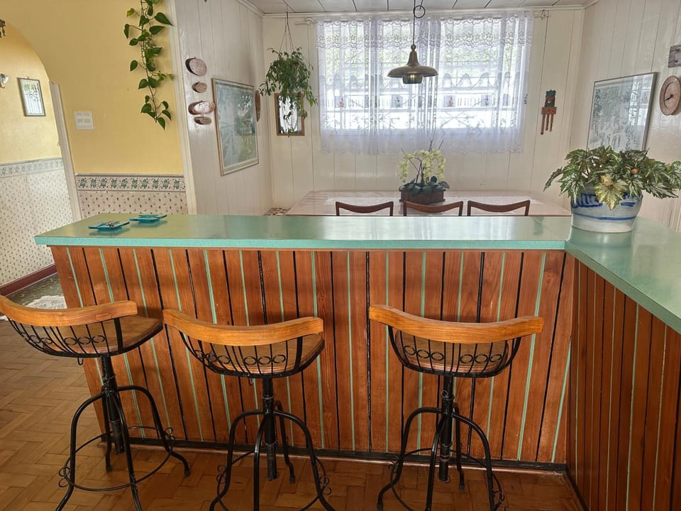 Refúgio aconchegante, WIFI, Lareira, 3km Capivari House in Campos do Jordão