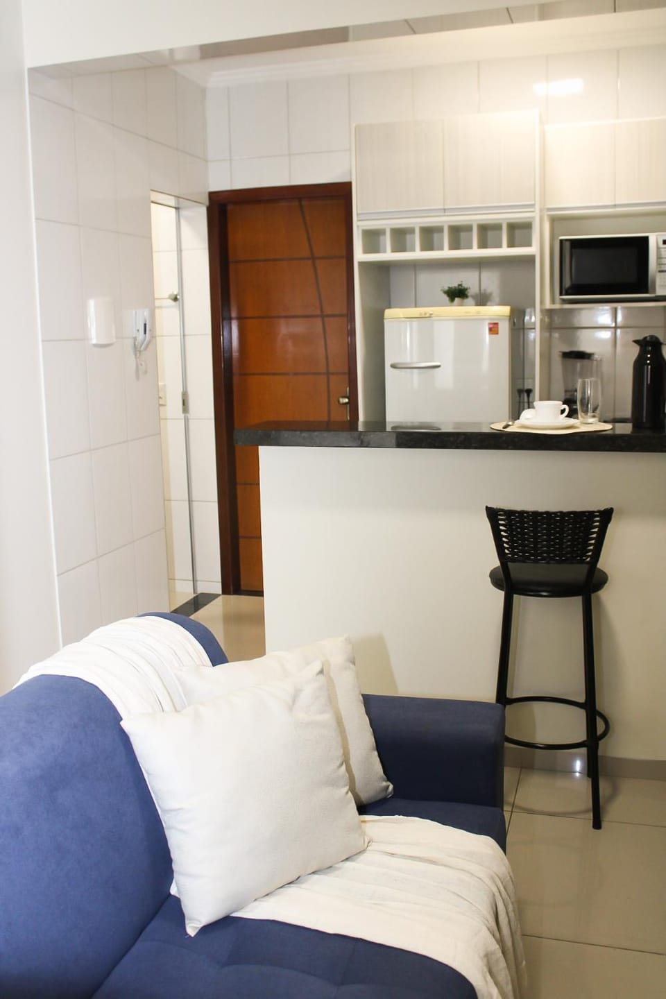 Apto 103 com ar cond - 7 min do aeroporto Apartment in State of Goiás