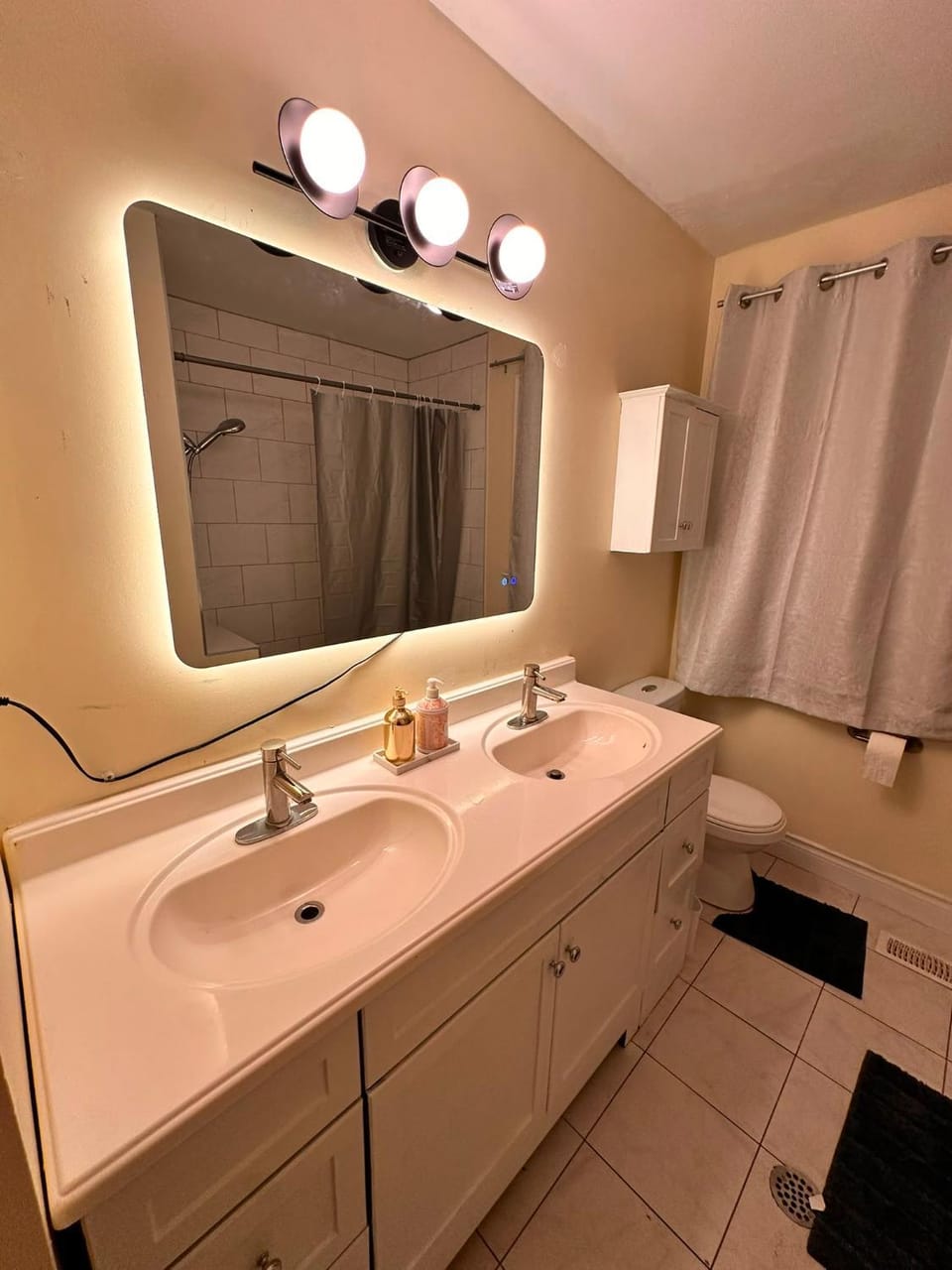 Toronto Haven Bed and Breakfast in Toronto