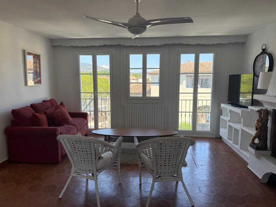 Appartement 3 chambres exceptionnel Apartment in Grimaud