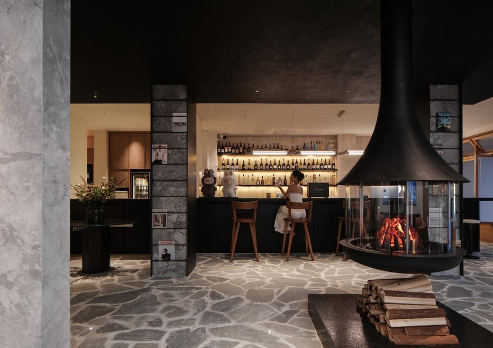 Lounge or bar