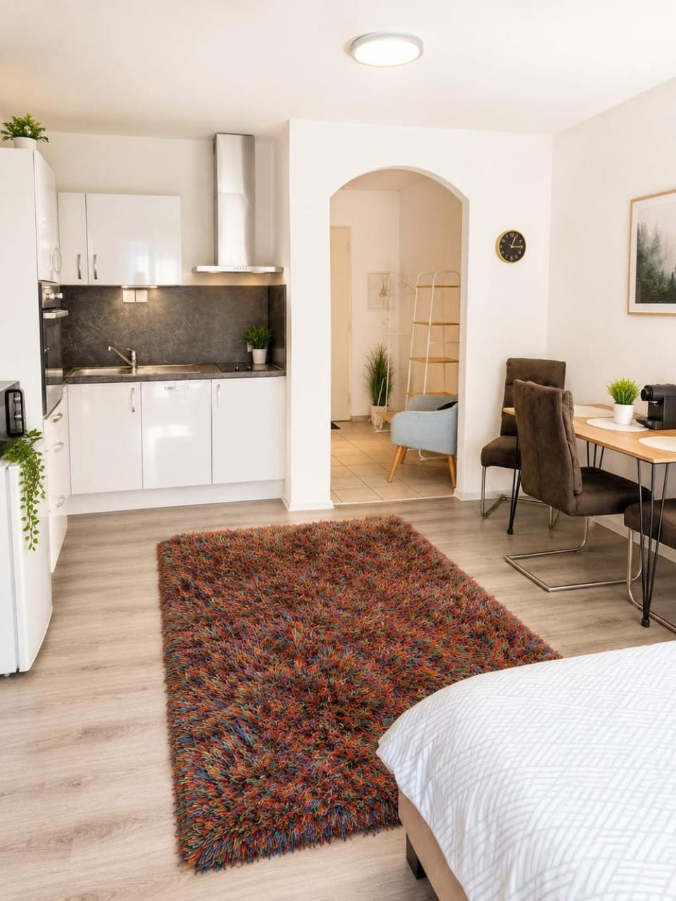 Modern Apartment with Balcony, Kitchen & Free Parking Apartment in Baden-Württemberg