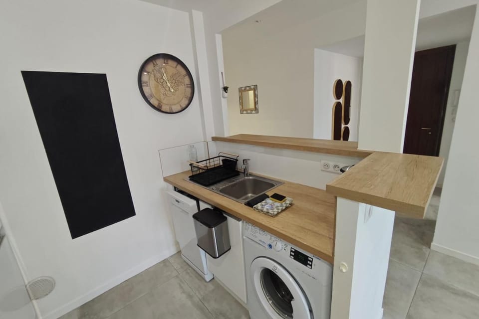 Appart 2 chambres calme & lumineux proche tram Apartment in Nice