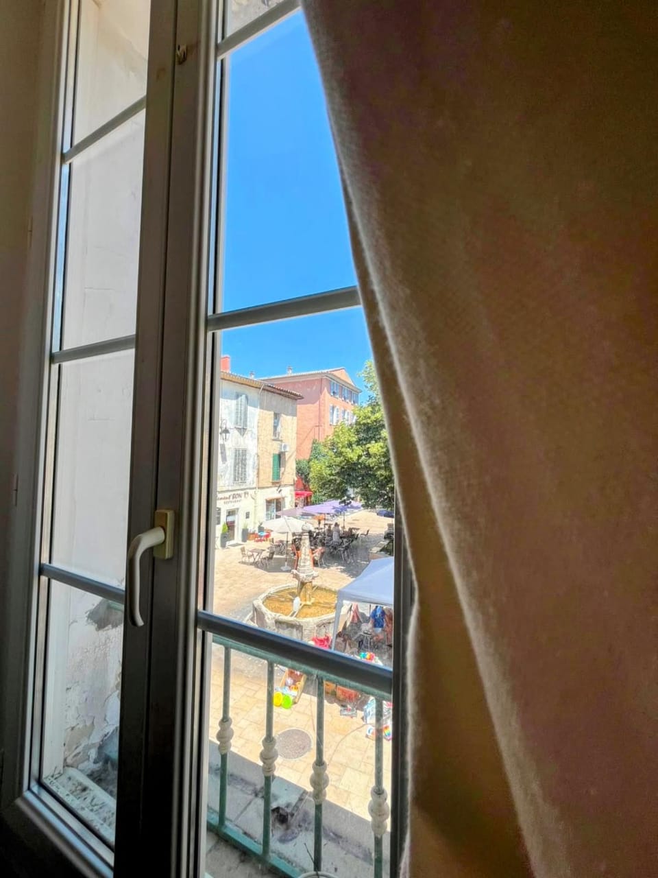 View (from property/room), City view