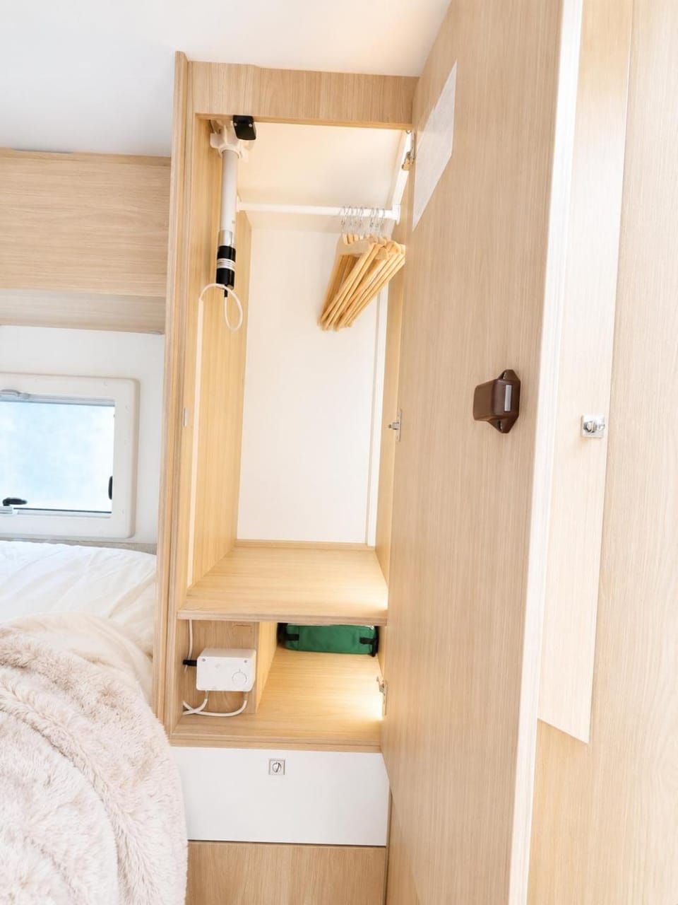 Bedroom, wardrobe