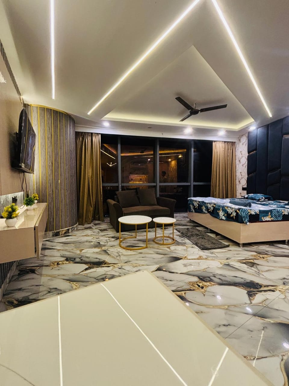 Nior luxury stays Apartment hotel in Noida