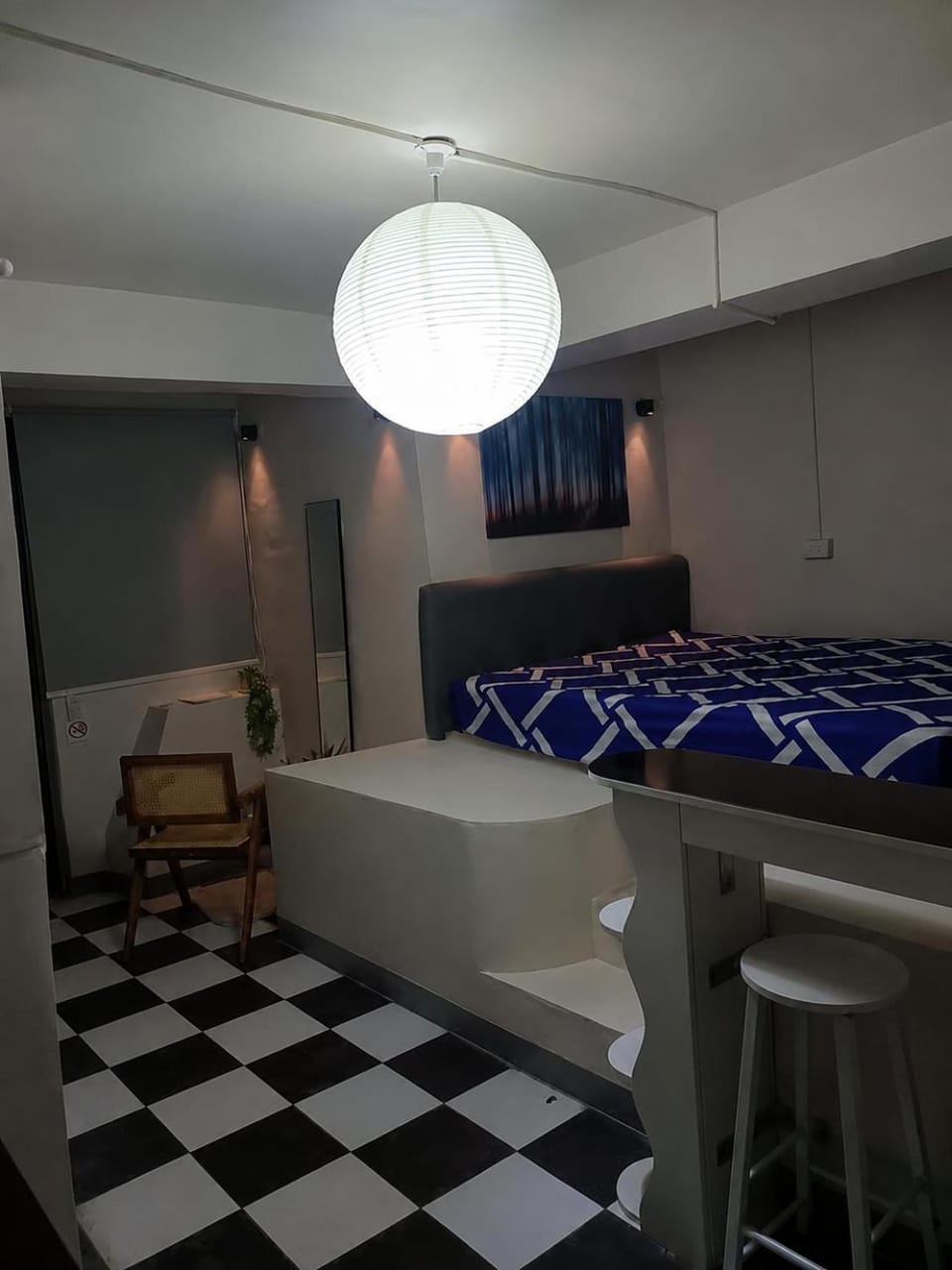 Bed, Photo of the whole room, Seating area, Bedroom