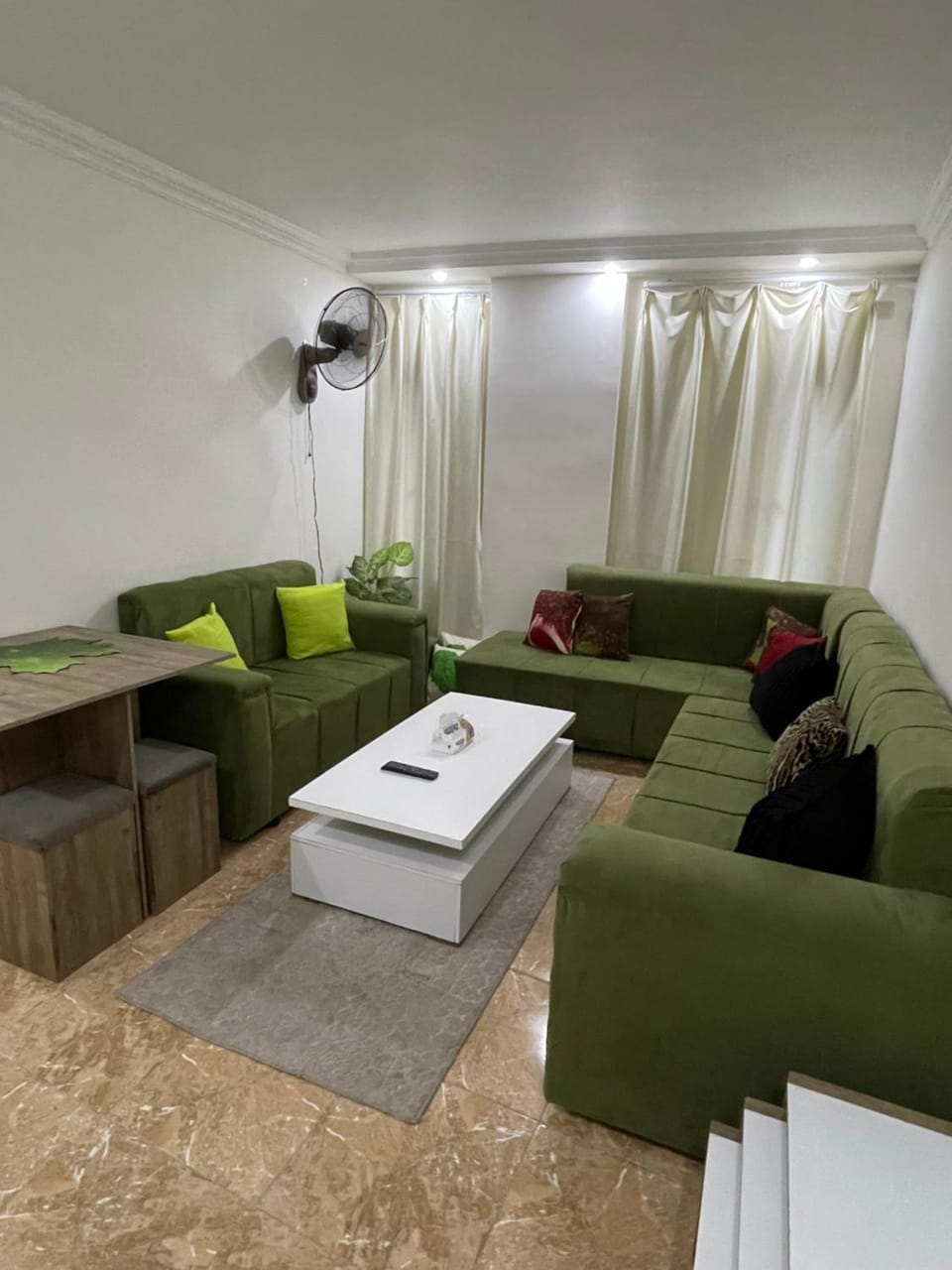 جبل الويبده بيت العمر Jabal Al-Weibdeh, Beit Al-Omar Apartment in Africa