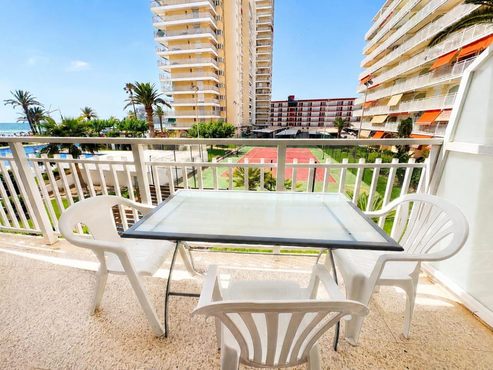 Hirta II Playa Apartment in Peniscola