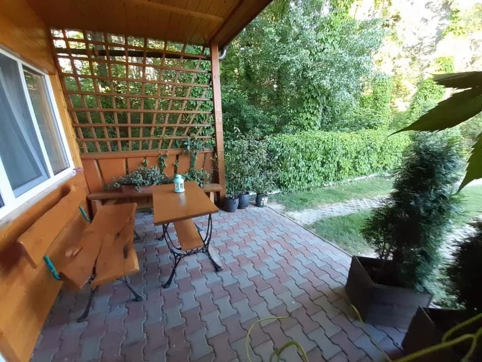Pod lasem Majdan Sopocki Drugi Country House in Poland