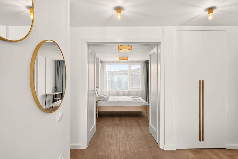 Bed, Bedroom, City view, Sea view, hair dryier, towels, wardrobe