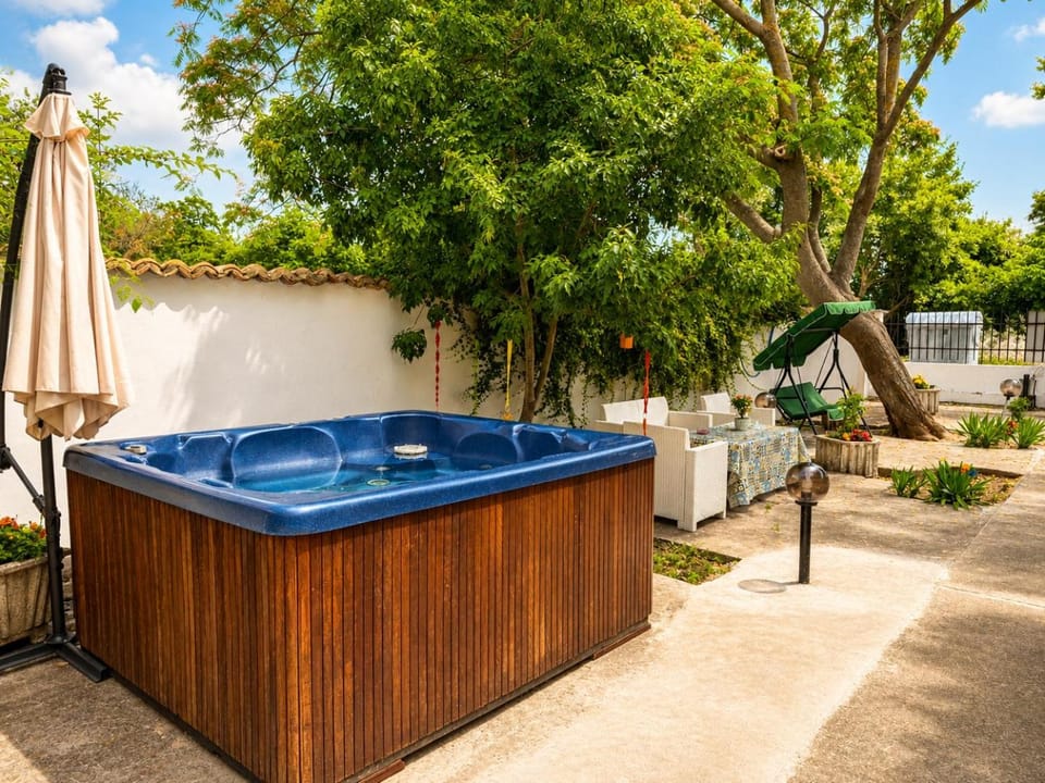 Hot Tub