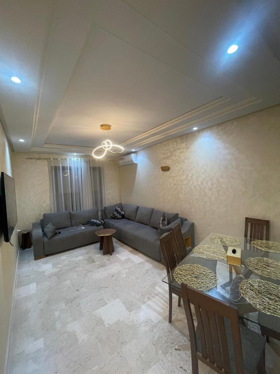 TNG 2 CH 2SDB 1 min de la gare TGV-parking wifi Apartment in Tangier