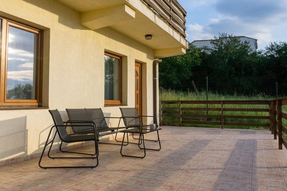 Balcony/Terrace, Inner courtyard view