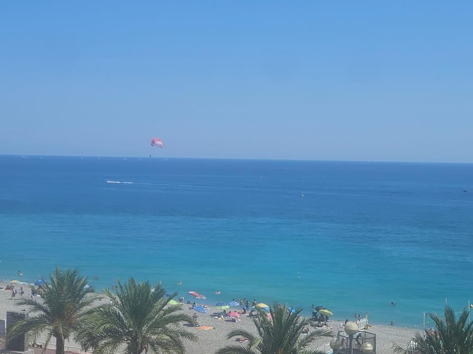 Royal Horizon Nice Apartment in Nice