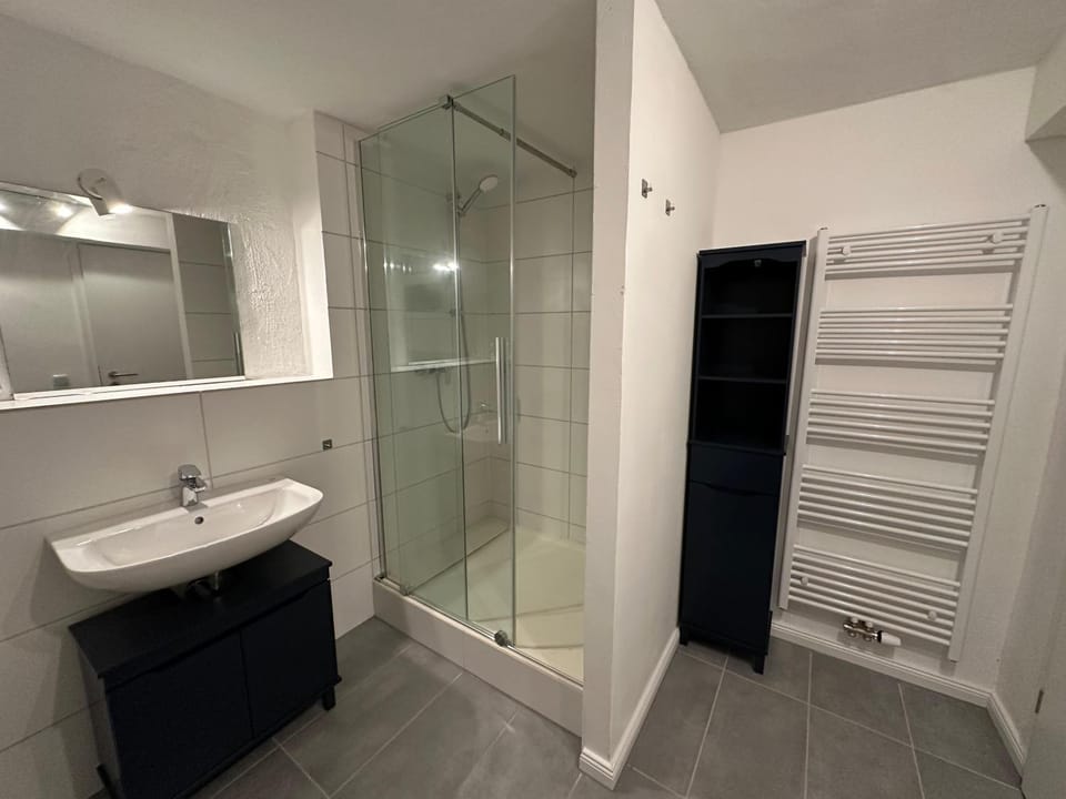 NEUE hübsche 2 Zimmer Wohnung mit schöner Terrasse und Blick ins Grüne Ahrensburg Hamburg Apartment in Schleswig-Holstein
