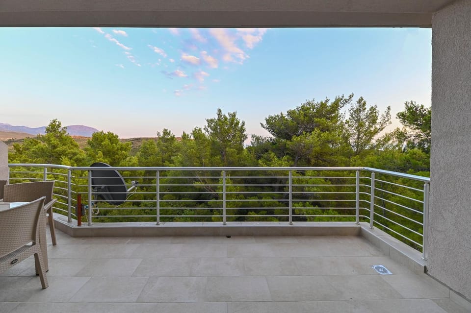 View (from property/room), Balcony/Terrace