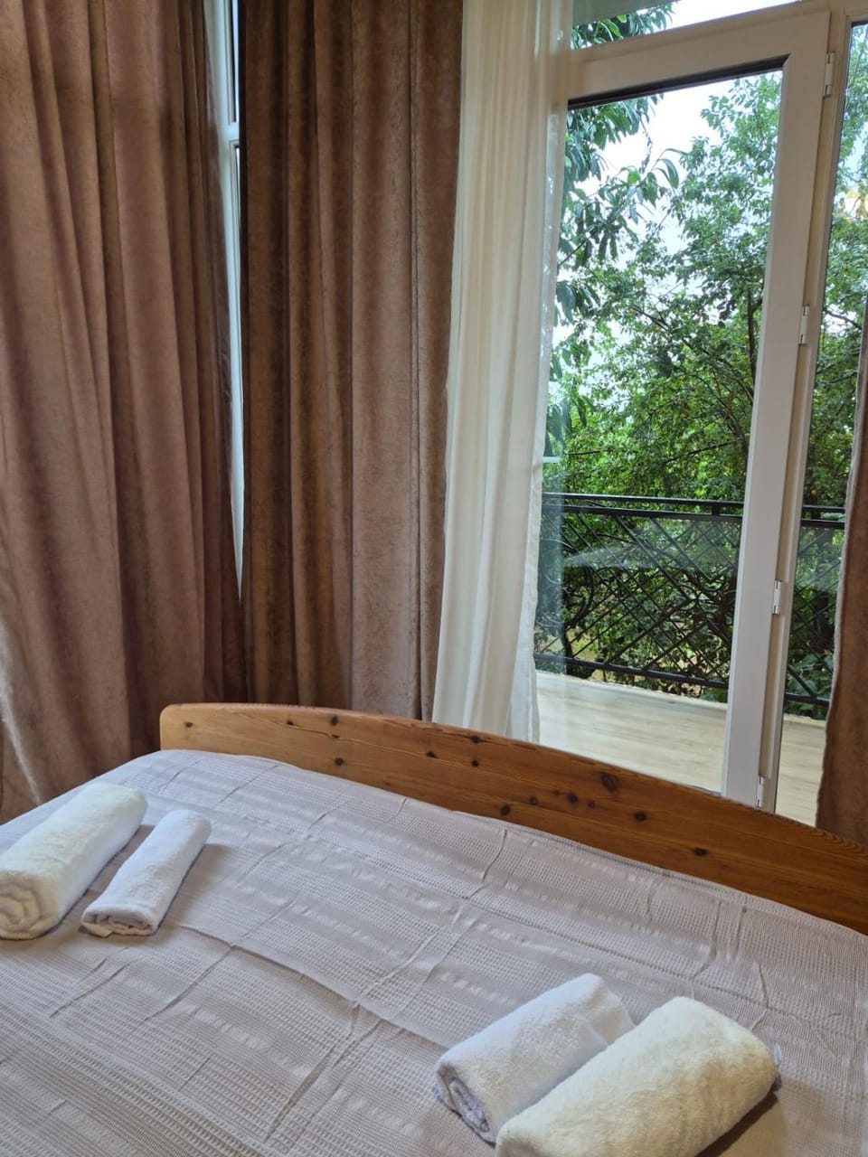 Bed, Balcony/Terrace, Bedroom