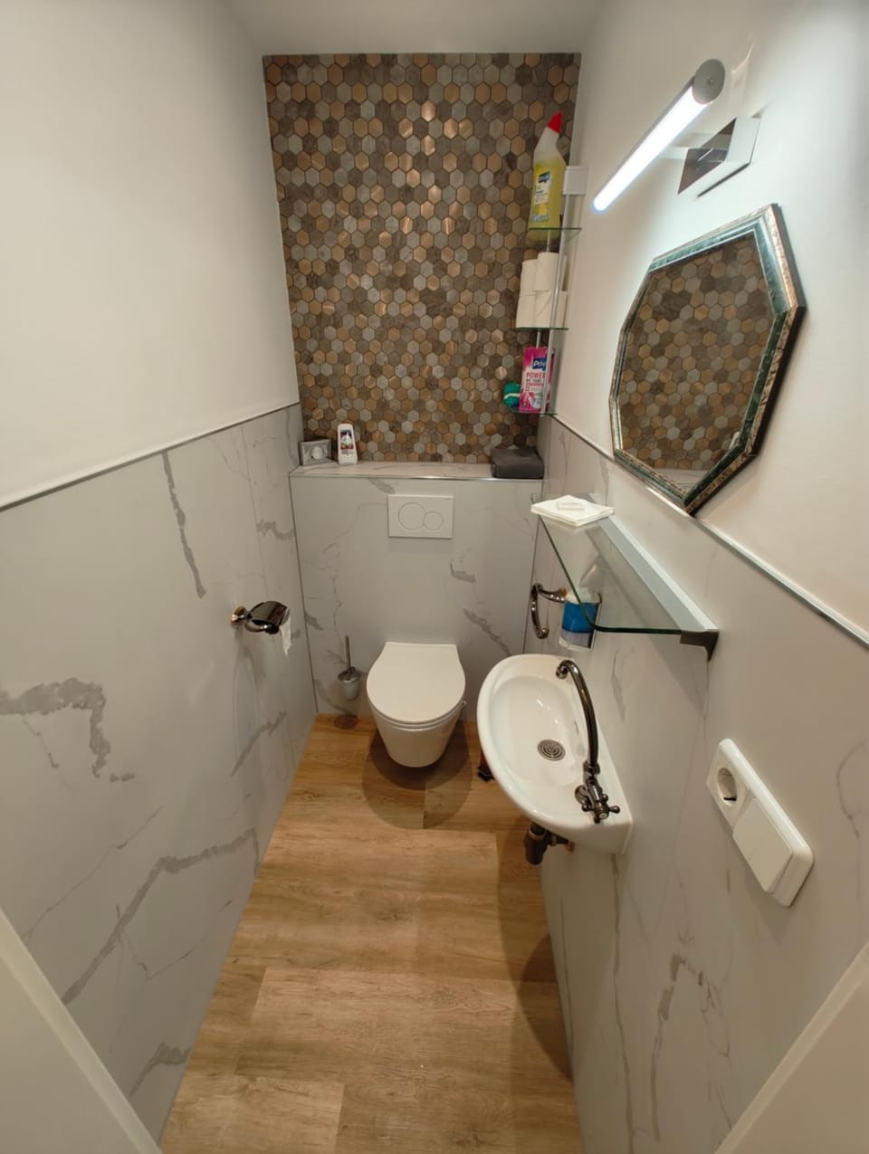 Toilet, Bathroom
