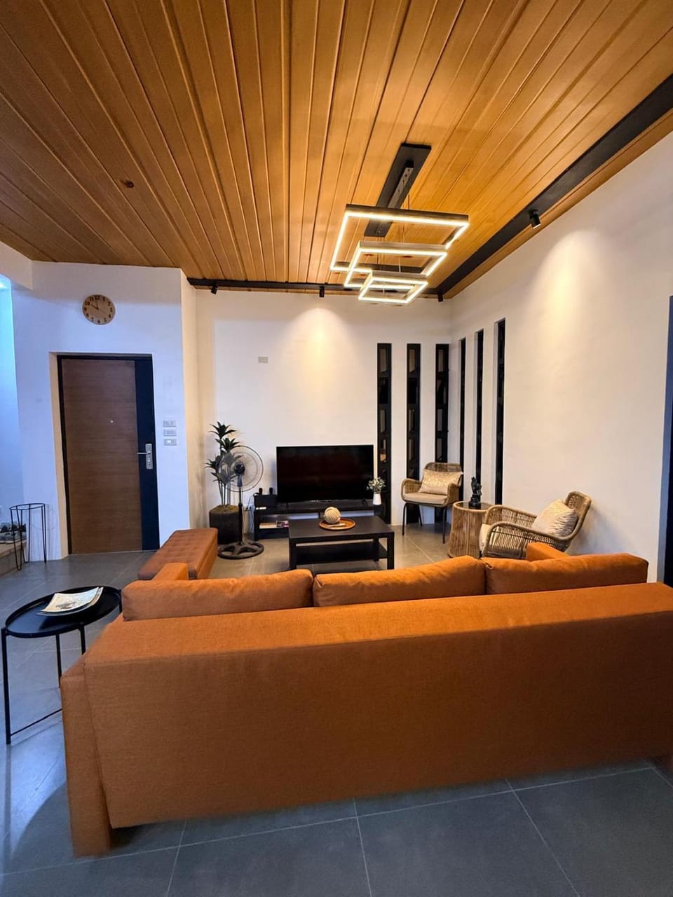 TV and multimedia, Living room, Seating area