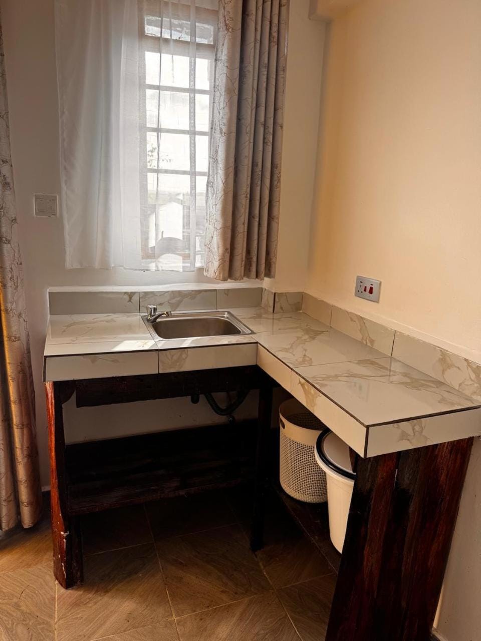 St lounge kisaju, kitengela Bed and Breakfast in Kenya