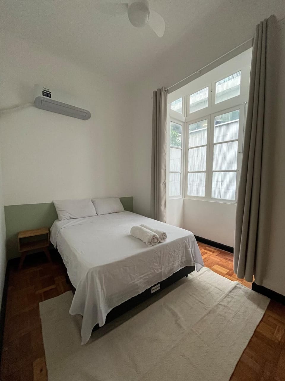 Aceita visitantes - 2 aparts completos, 20 hóspedes, 6 quartos, 2 cozinhas Apartment in Rio de Janeiro