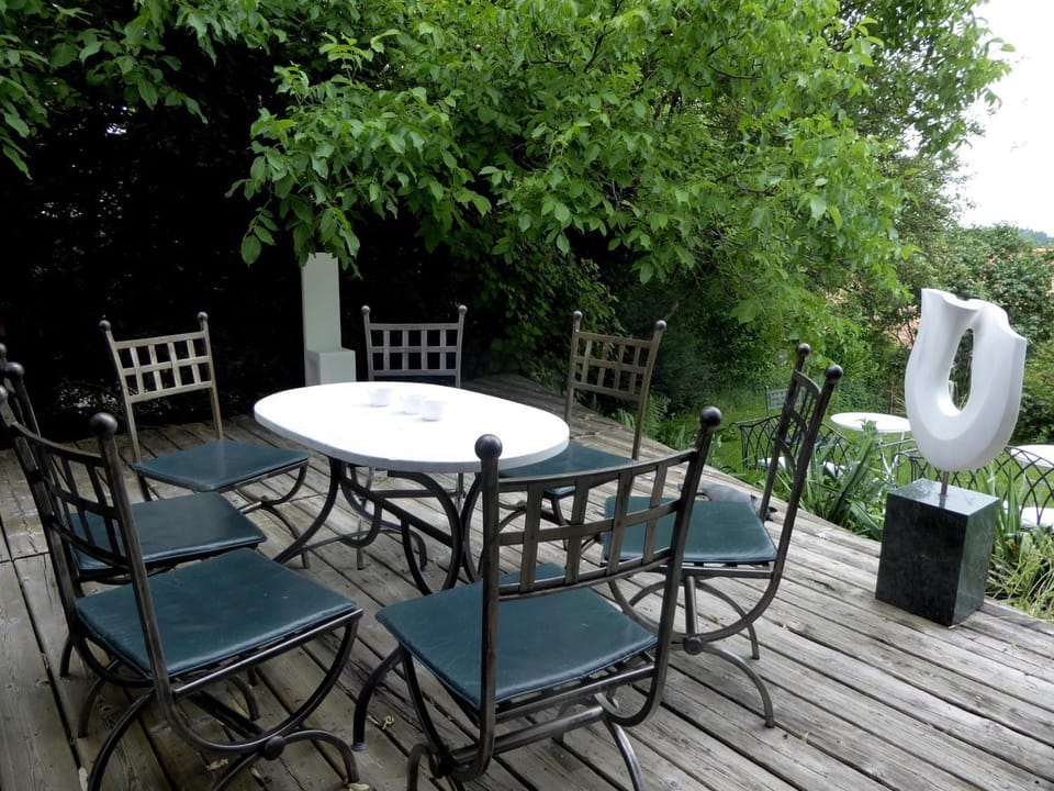 Garden, Seating area