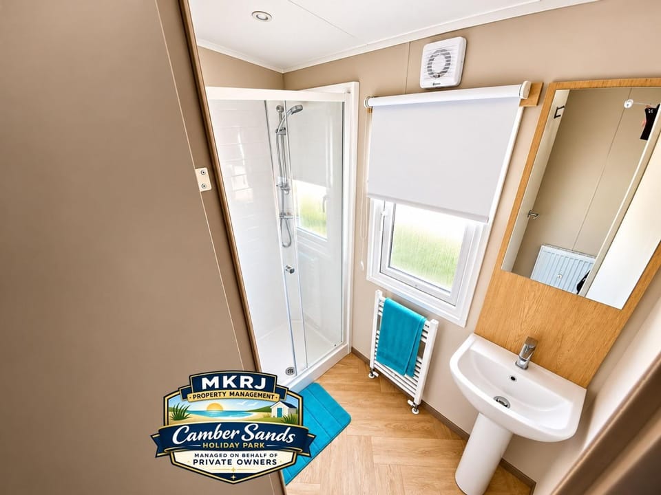 MKRJ LUXURY Parkdean Camber Sands - Partking Sleeps 8 - Pet Friendly - sp37 Campground/ 
RV Resort in Camber