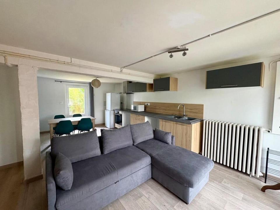 Logement confortable et paisible pour 6 voyageurs Apartment in Poitiers