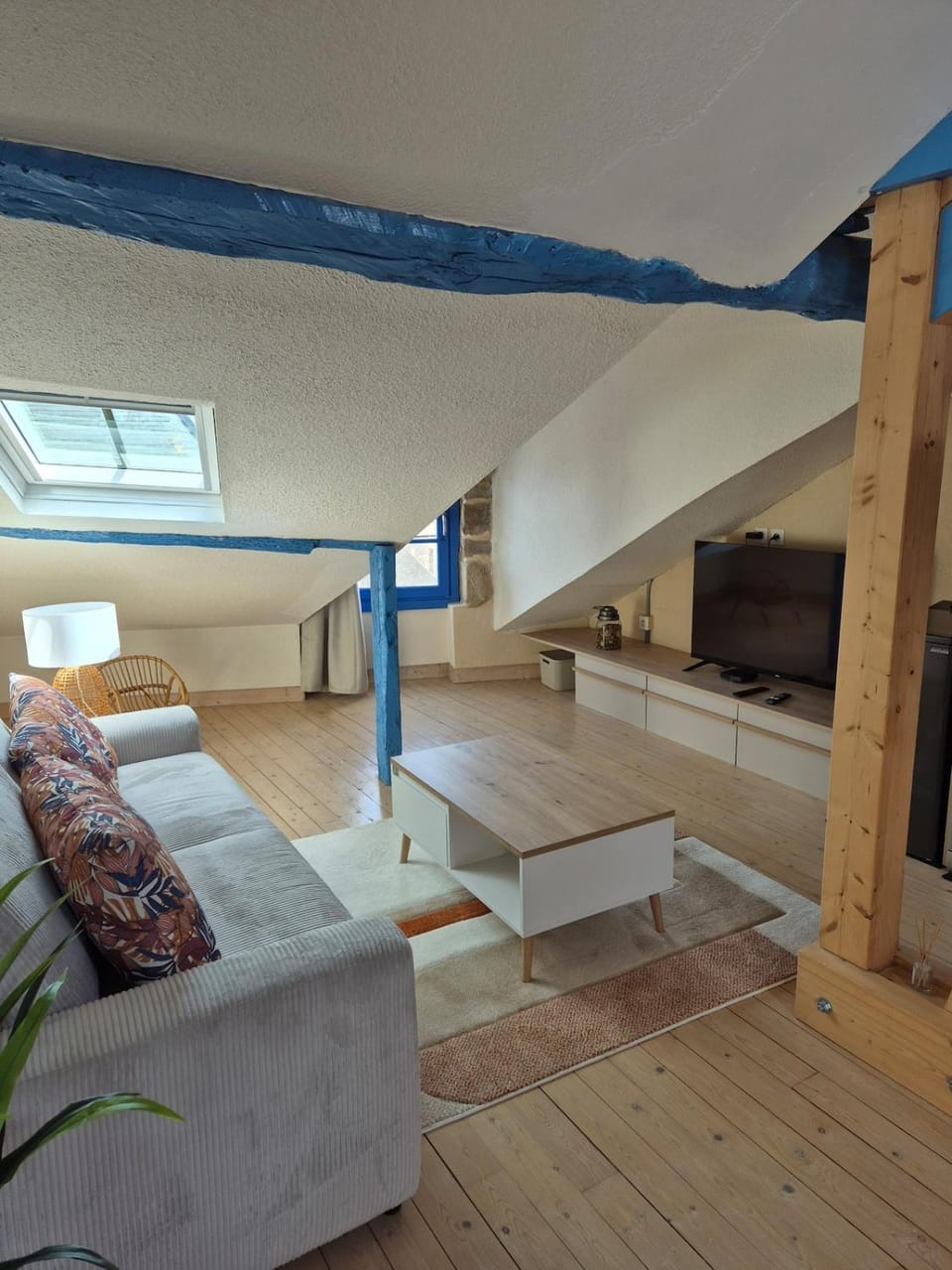 Communal lounge/ TV room