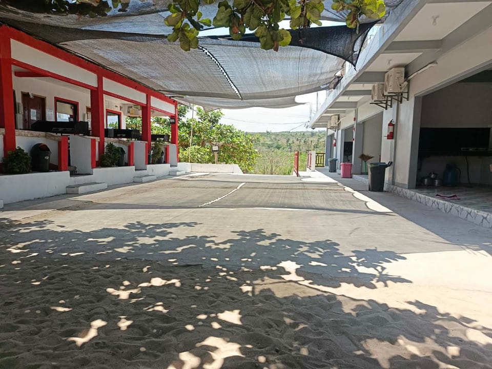 Glab la virginia beach house Hostel in Bolinao