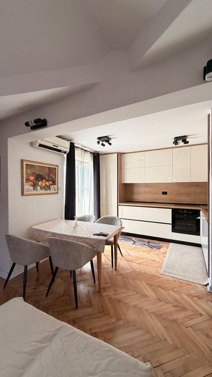 Stan u Budvi Apartment in Budva