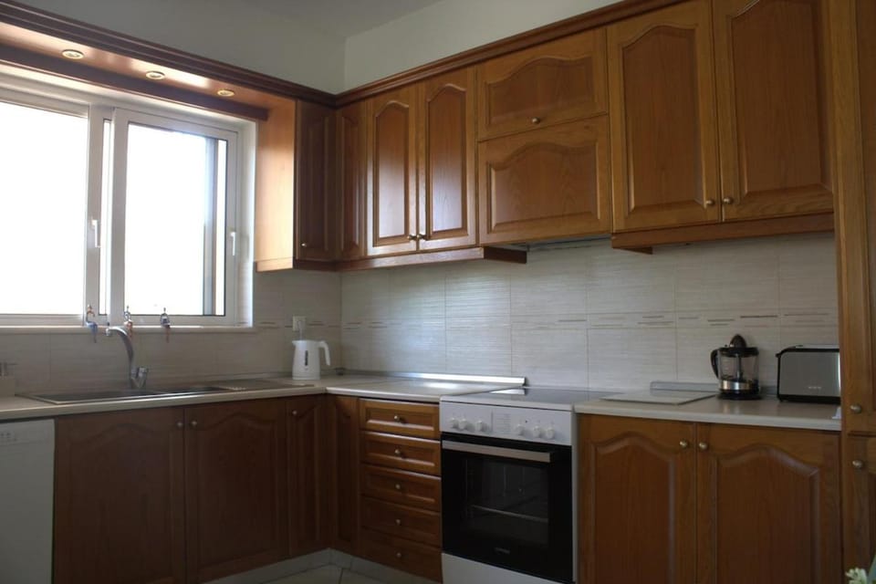 Cozy Family House Apartment in Chania