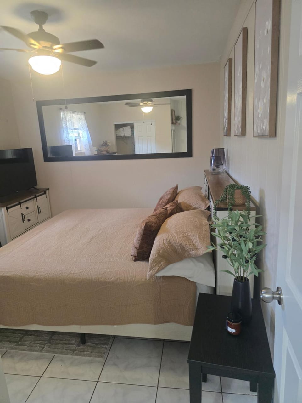 Welcome to this romantic getaway Apartment in Kensington Park